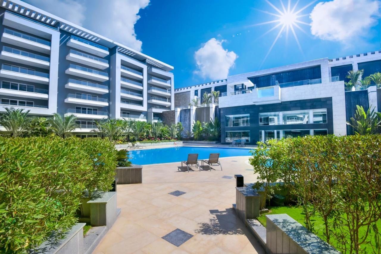 Ocean Blue Apartment
